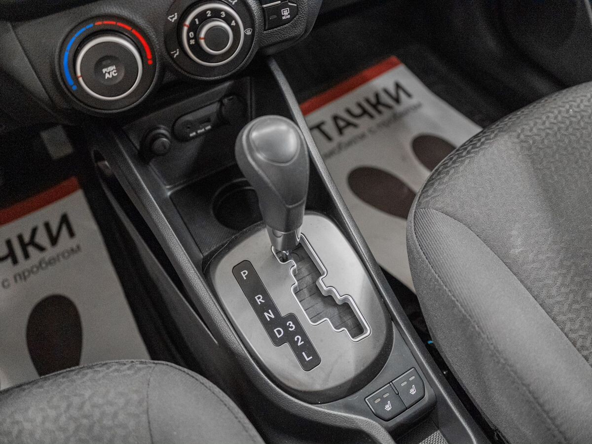 Kia Rio 2012 - фото автомобиля