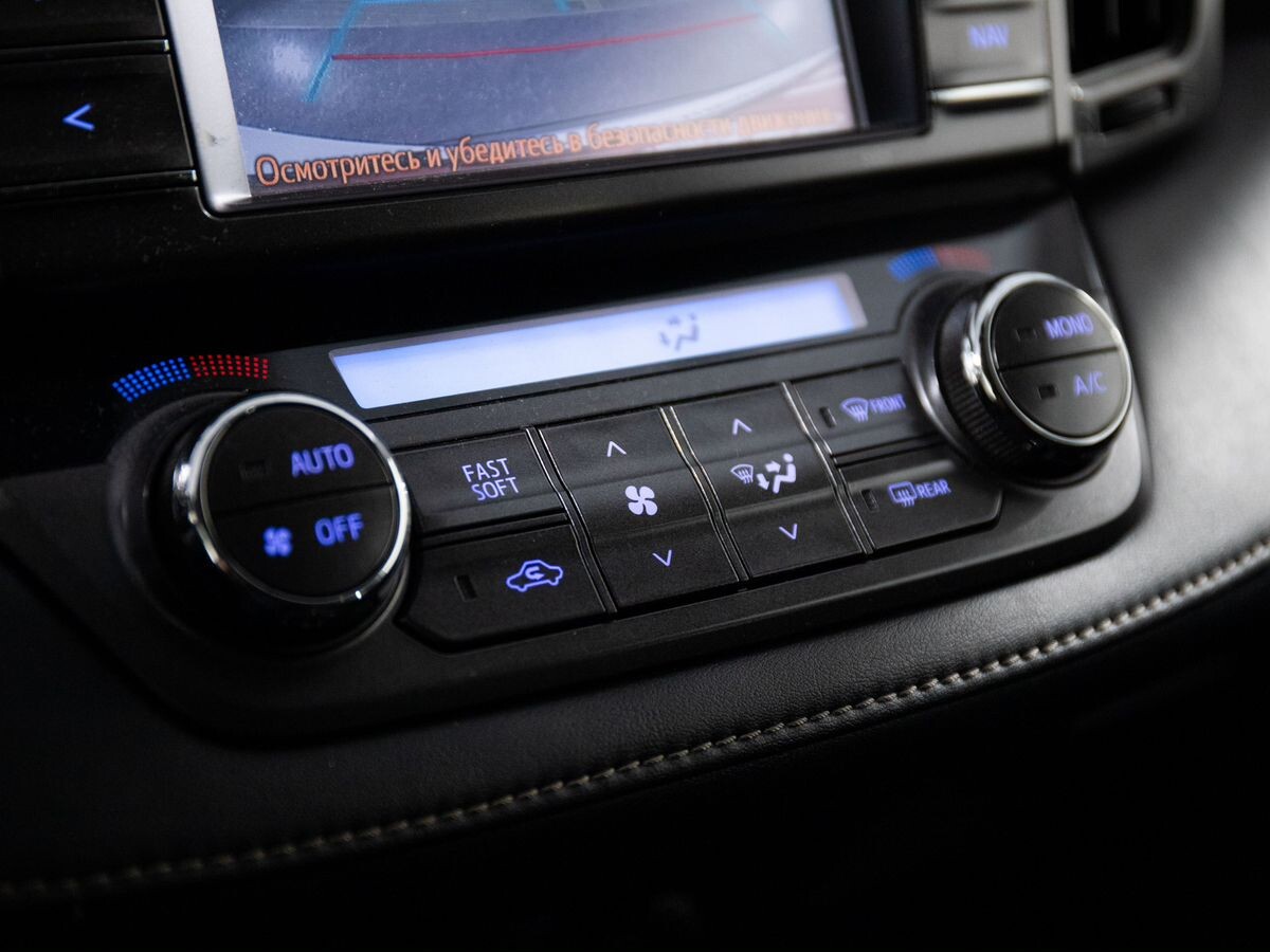 Toyota RAV4 2014 - фото автомобиля