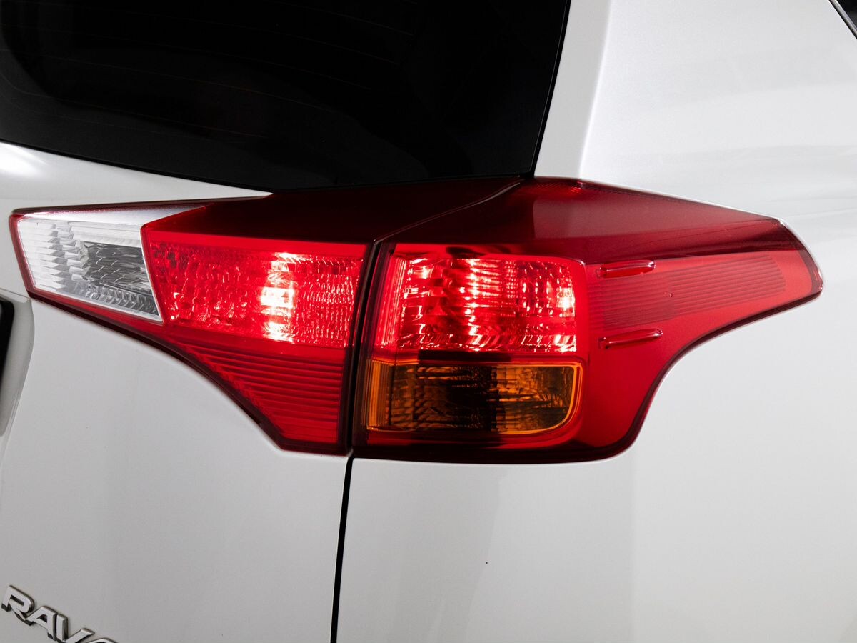 Toyota RAV4 2014 - фото автомобиля