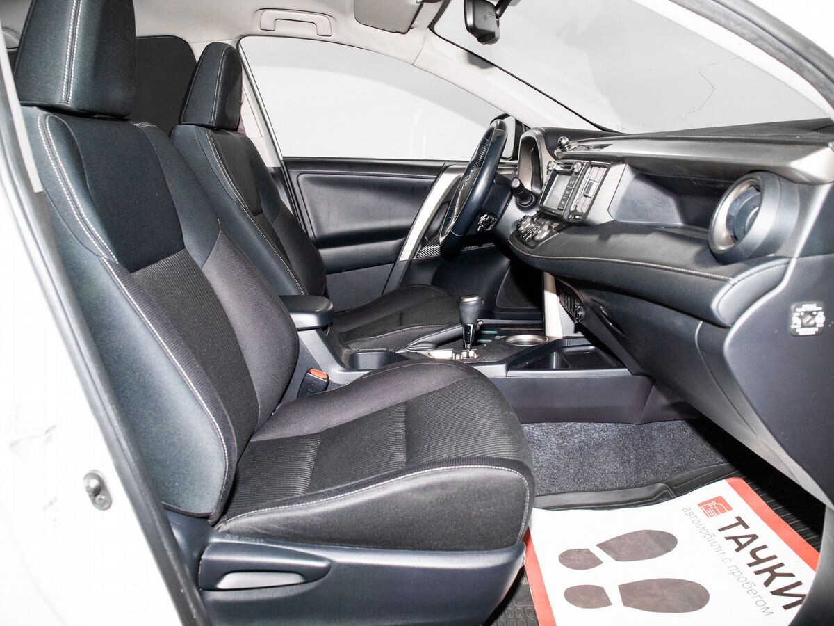 Toyota RAV4 2014 - фото автомобиля