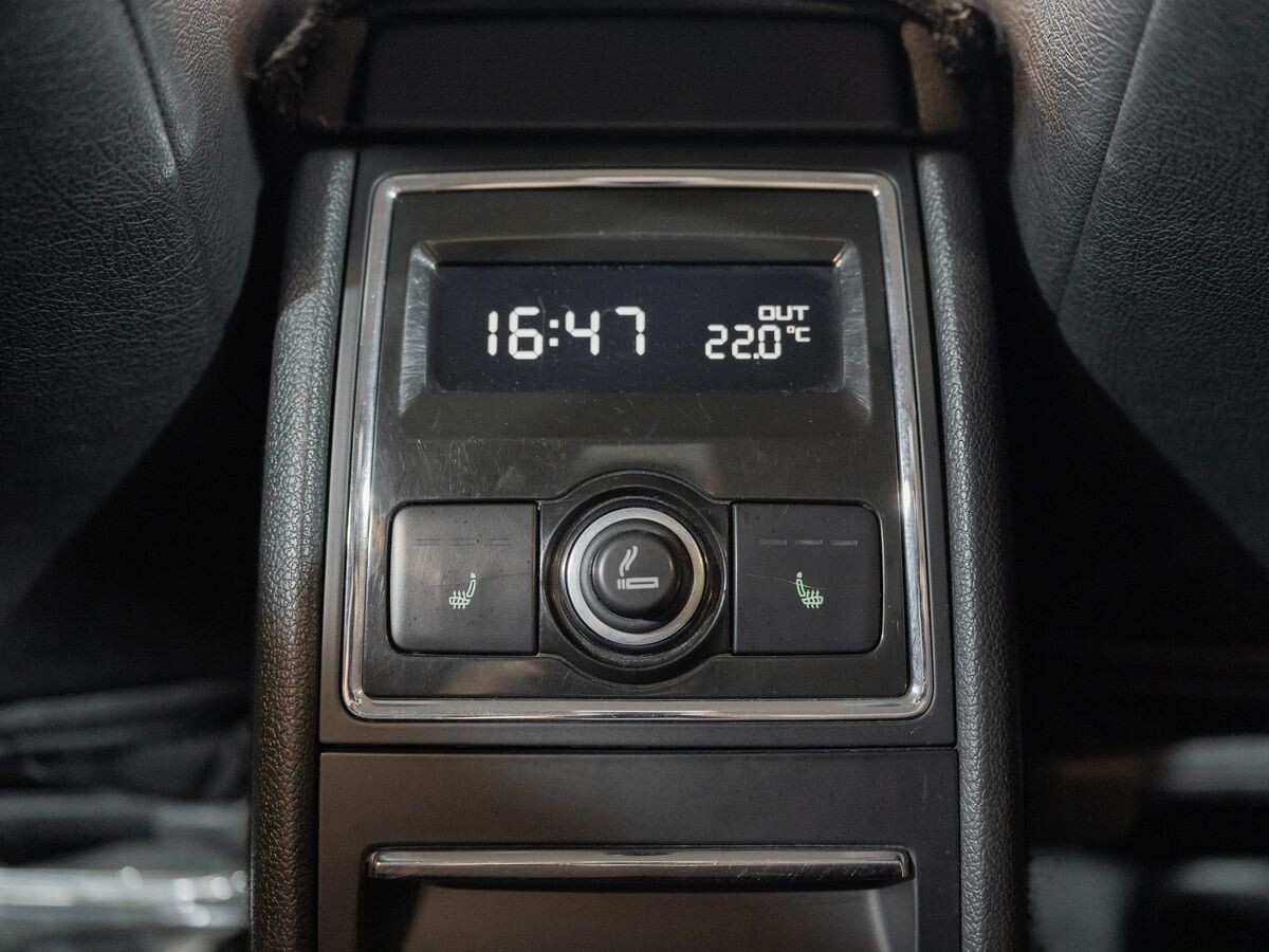 Skoda Superb 2014 - фото автомобиля