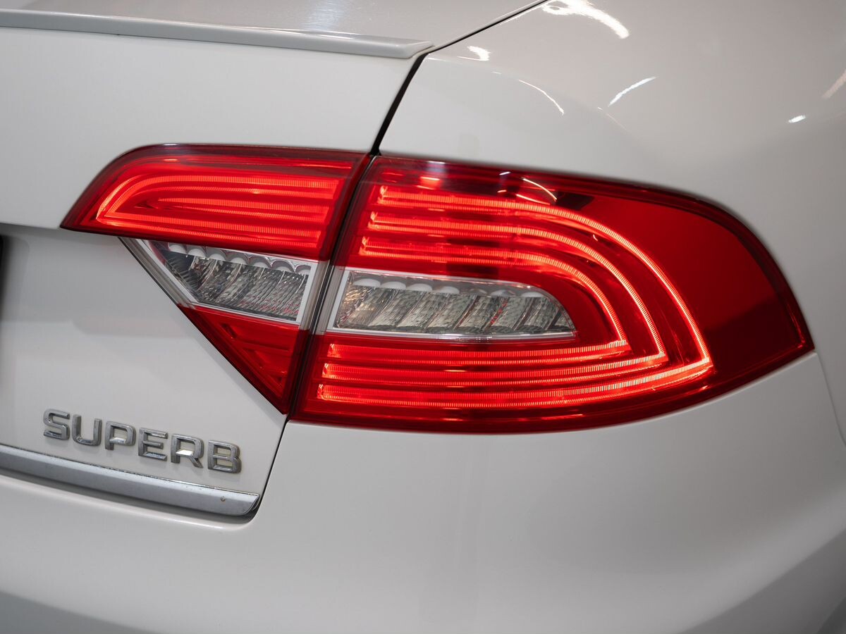 Skoda Superb 2014 - фото автомобиля