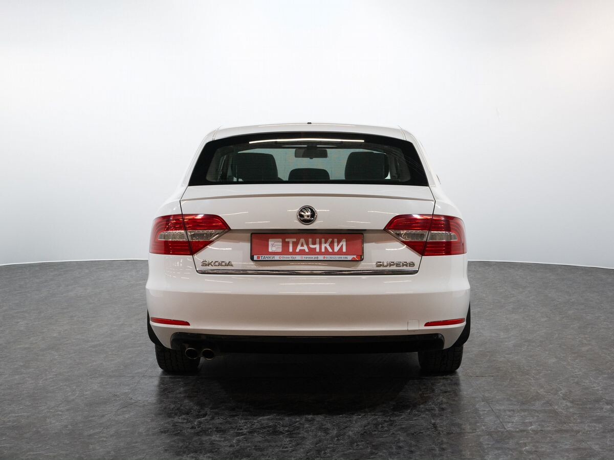 Skoda Superb 2014 - фото автомобиля