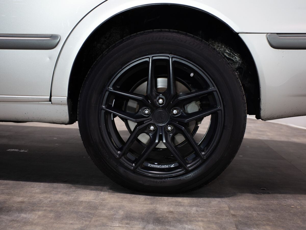 Toyota Progres 1999 - фото автомобиля