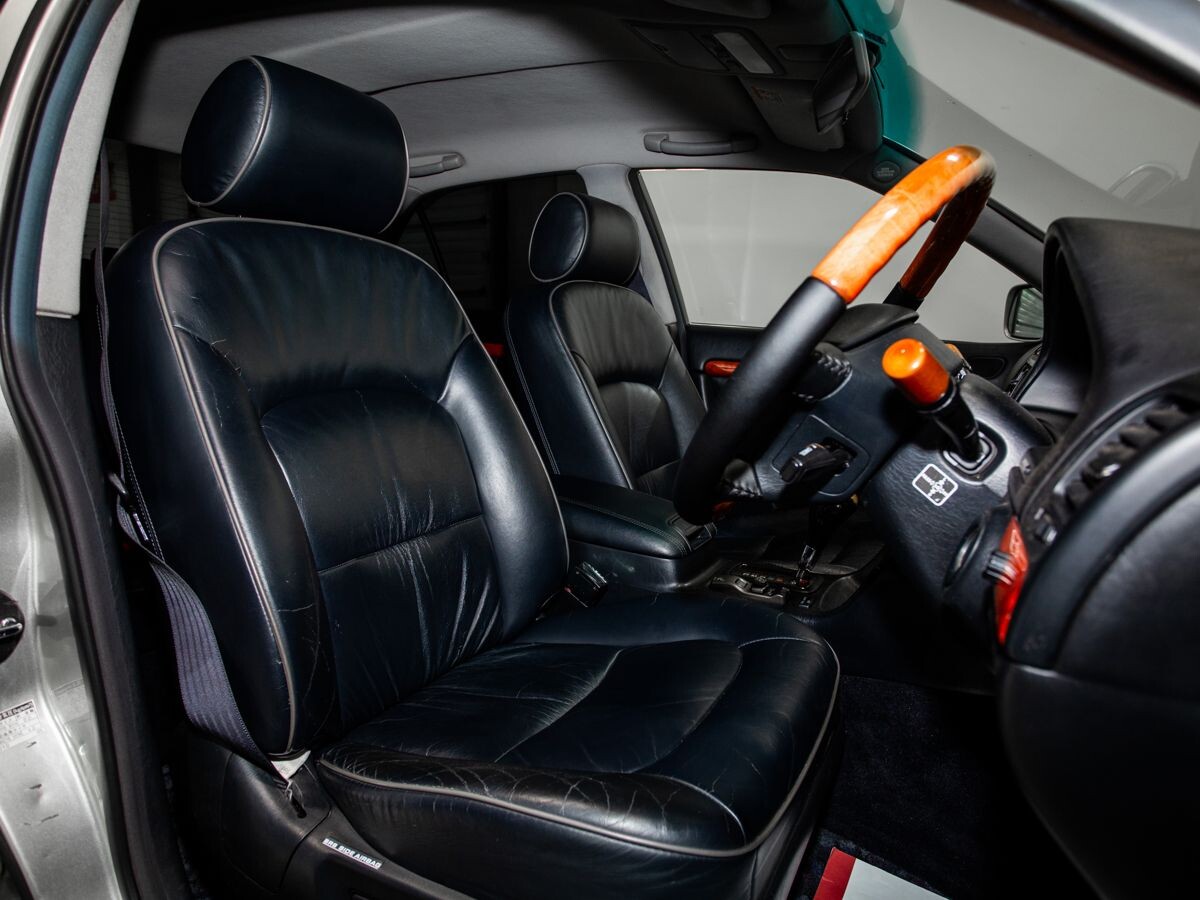 Toyota Progres 1999 - фото автомобиля