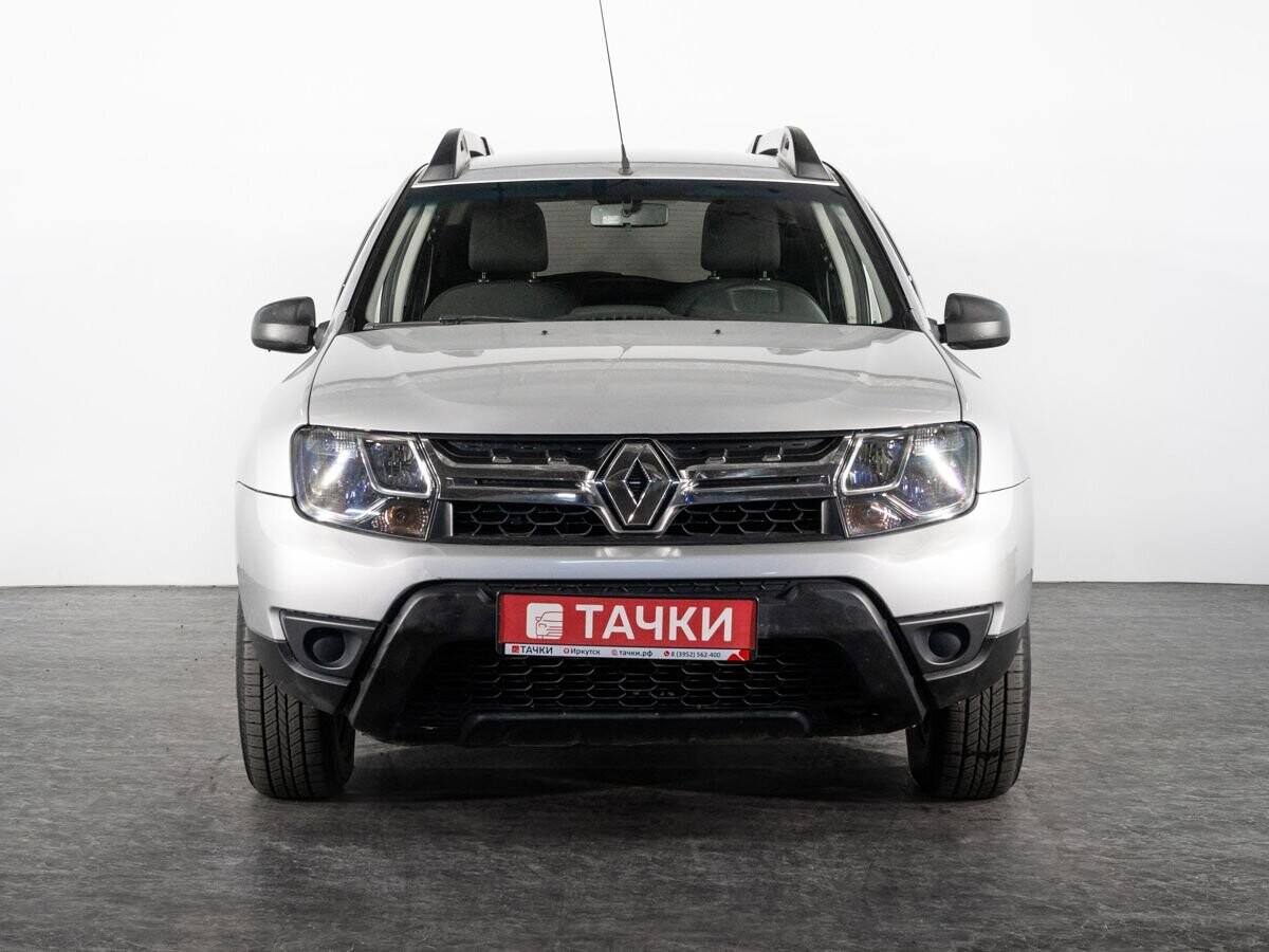 Renault Duster 2019 - фото автомобиля