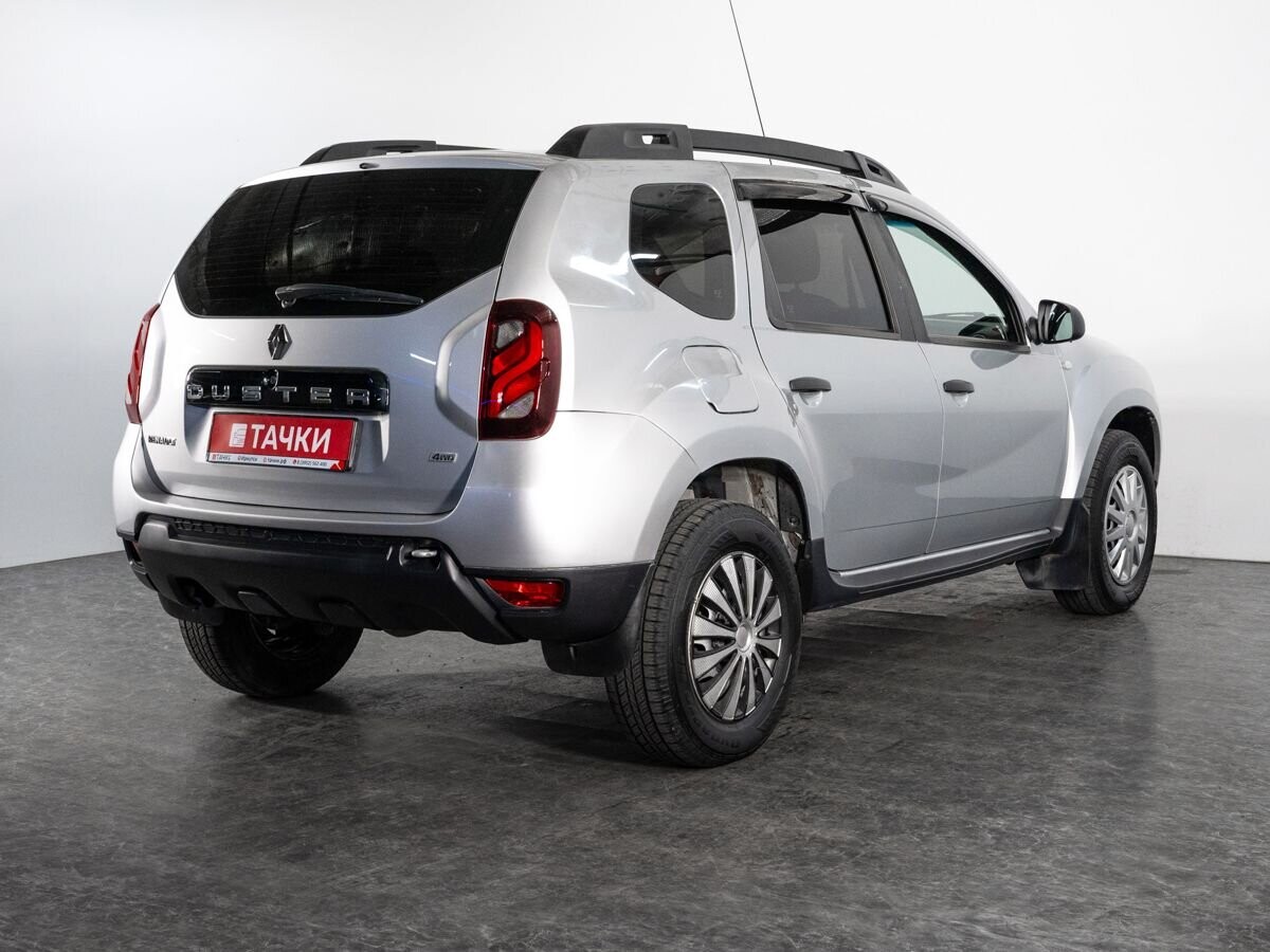 Renault Duster 2019 - фото автомобиля