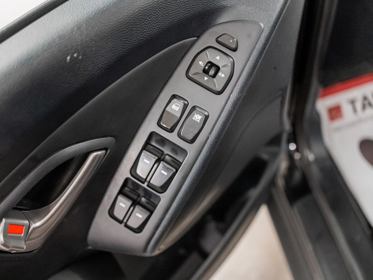 Hyundai ix35 2012 - фото автомобиля