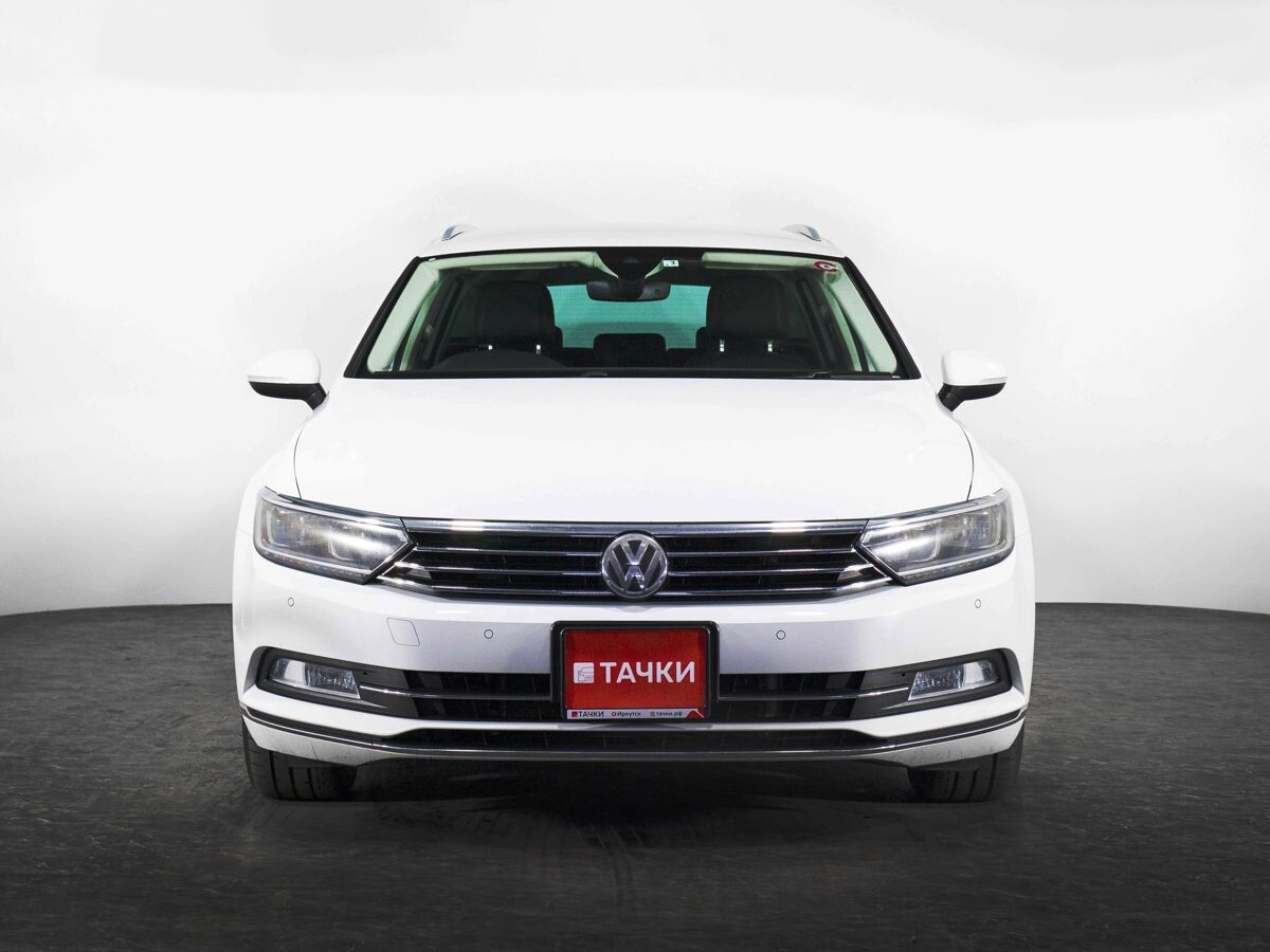 Volkswagen Passat 2016 - фото автомобиля