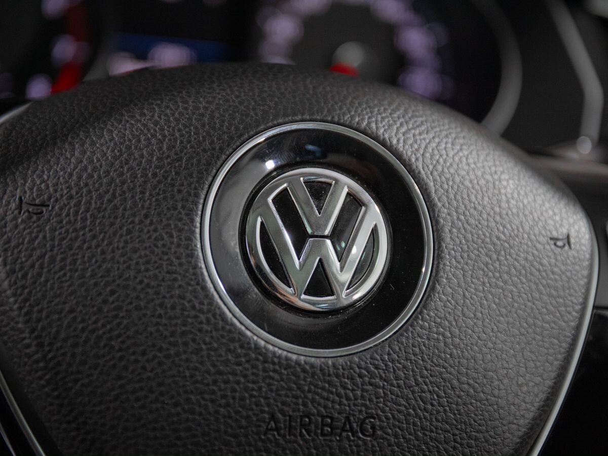 Volkswagen Passat 2016 - фото автомобиля