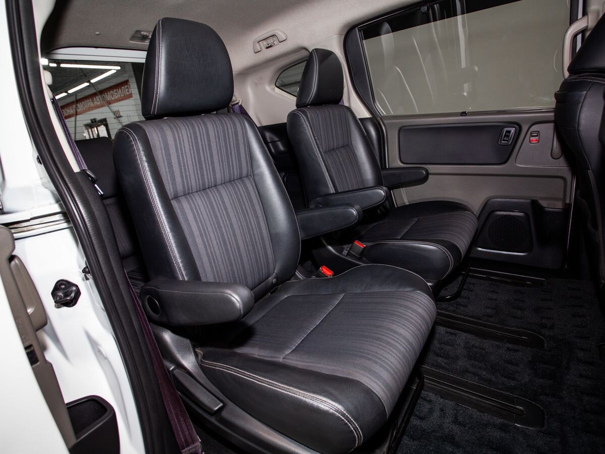 Honda Freed 2017 - фото автомобиля