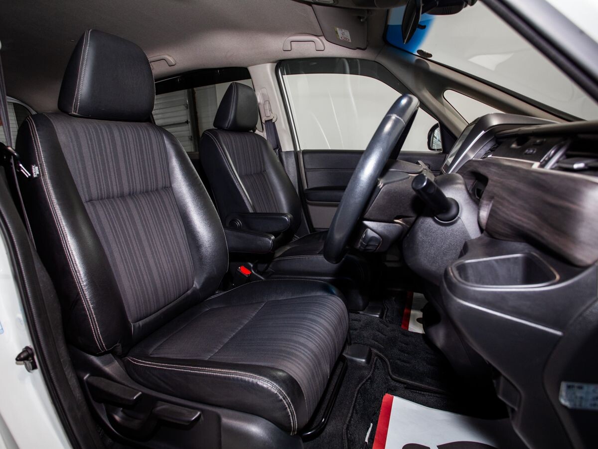 Honda Freed 2017 - фото автомобиля