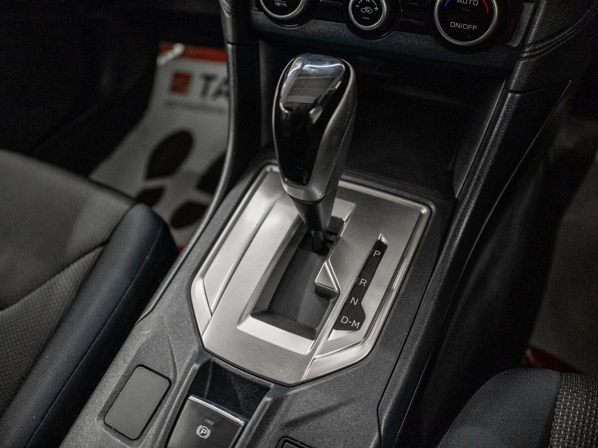 Subaru Impreza 2018 - фото автомобиля