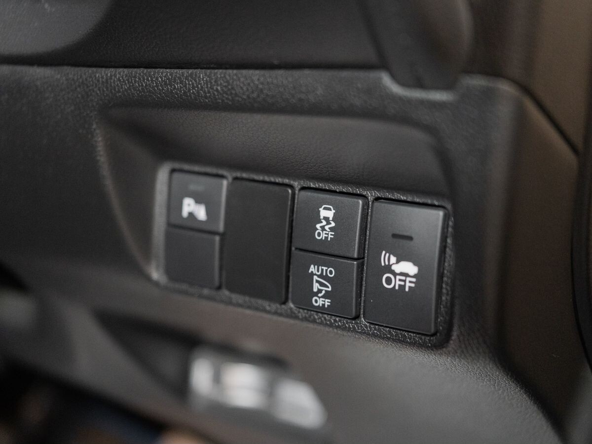 Honda Shuttle 2015 - фото автомобиля