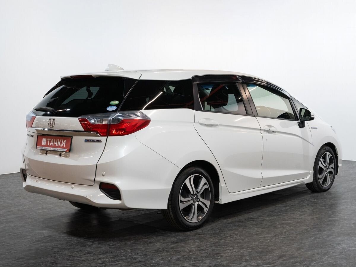Honda Shuttle 2015 - фото автомобиля