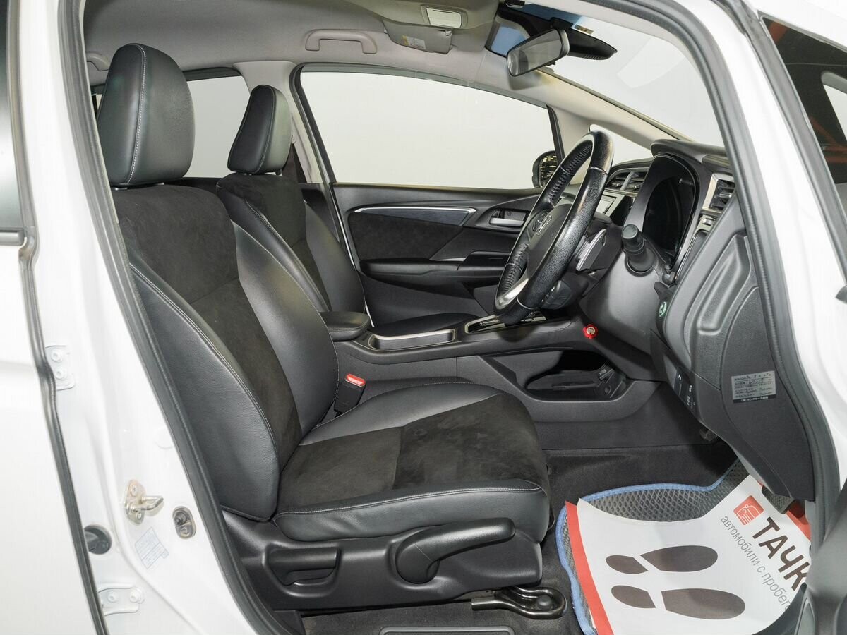 Honda Shuttle 2015 - фото автомобиля