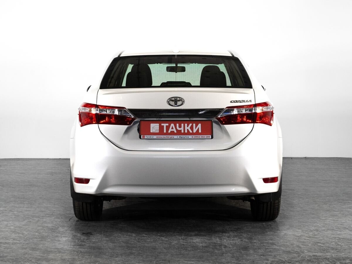 Toyota Corolla 2018 - фото автомобиля