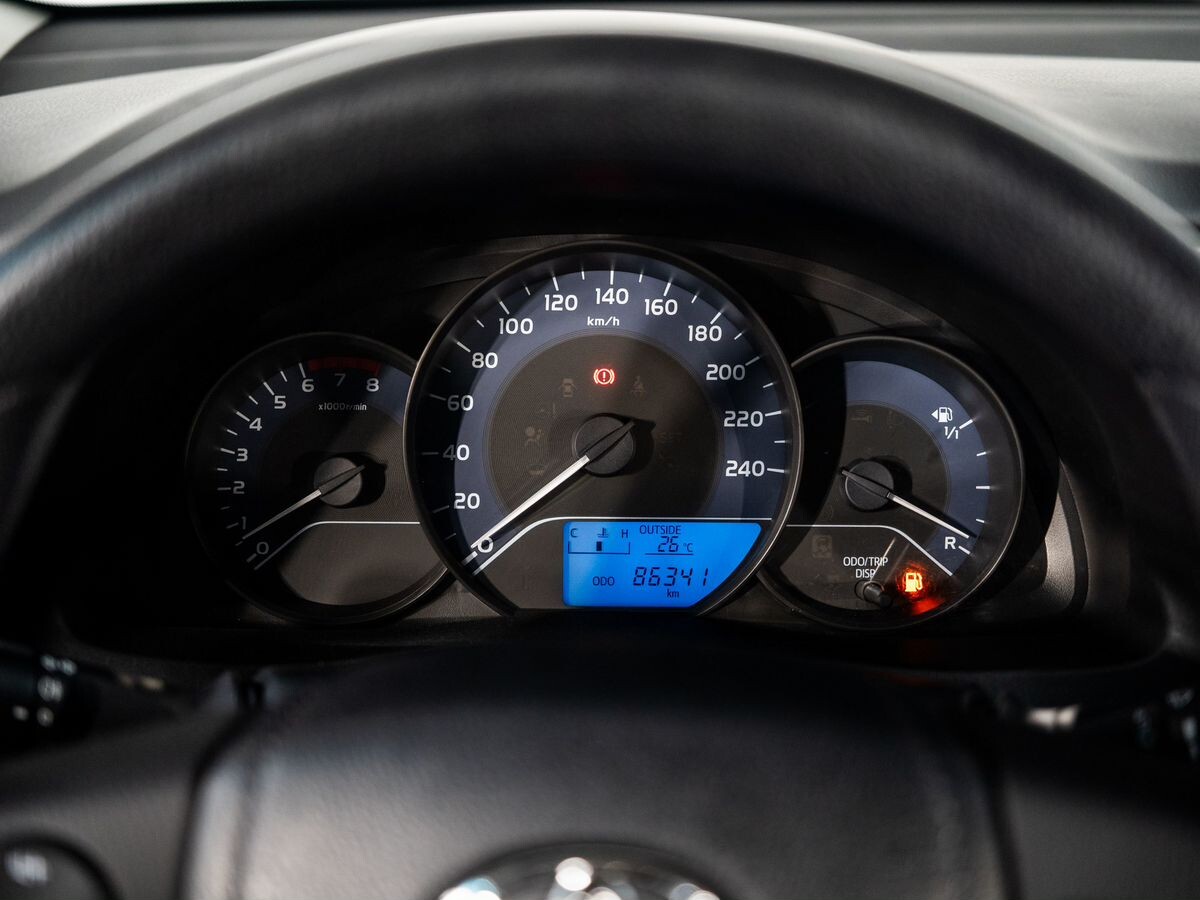 Toyota Corolla 2018 - фото автомобиля