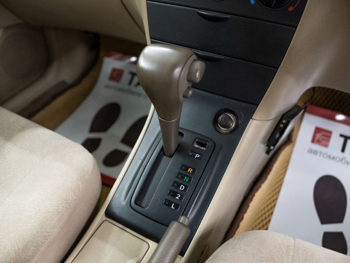 Toyota Corolla 2001 - фото автомобиля