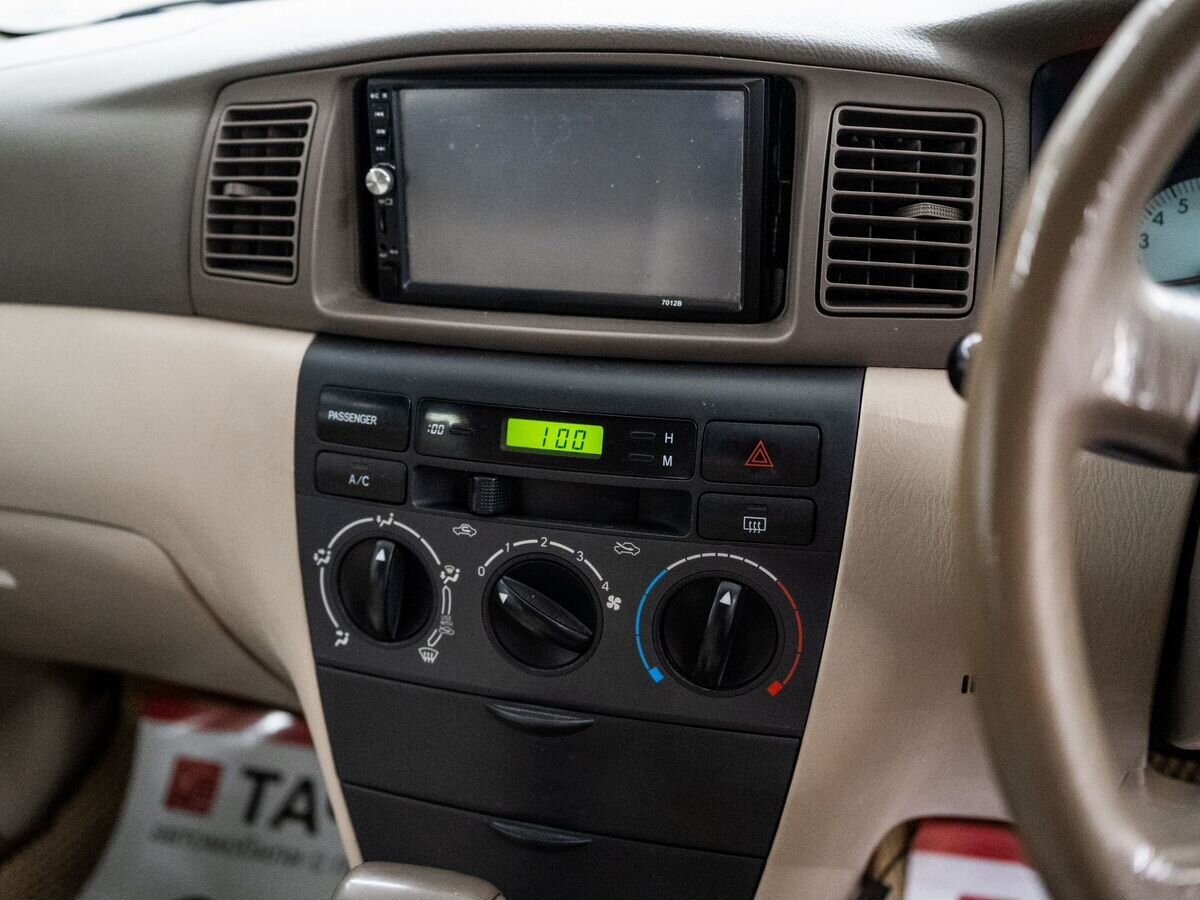 Toyota Corolla 2001 - фото автомобиля