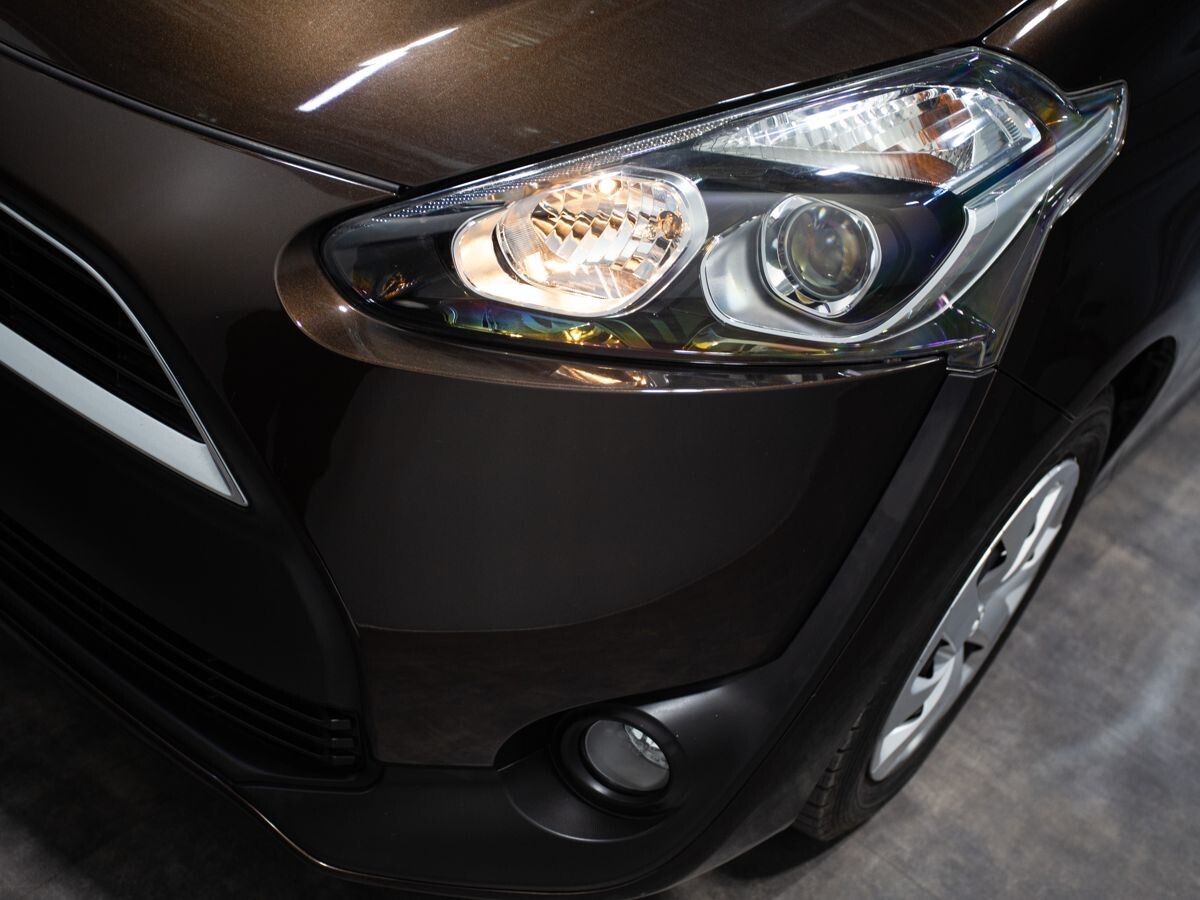 Toyota Sienta 2017 - фото автомобиля