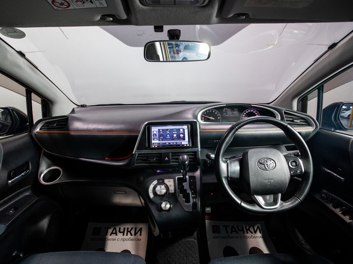 Toyota Sienta 2017 - фото автомобиля
