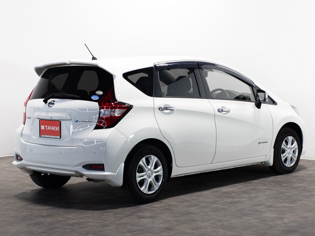 Nissan Note 2019 - фото автомобиля