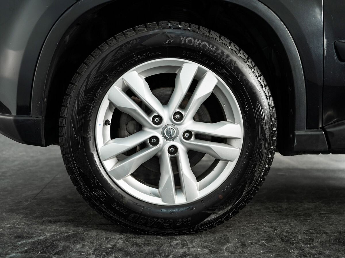 Nissan X-Trail 2011 - фото автомобиля