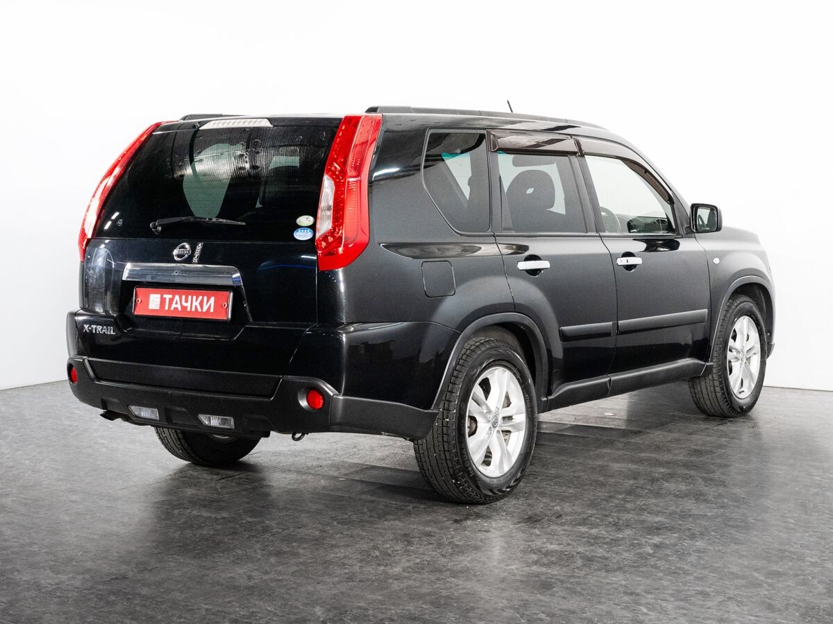 Nissan X-Trail 2011 - фото автомобиля