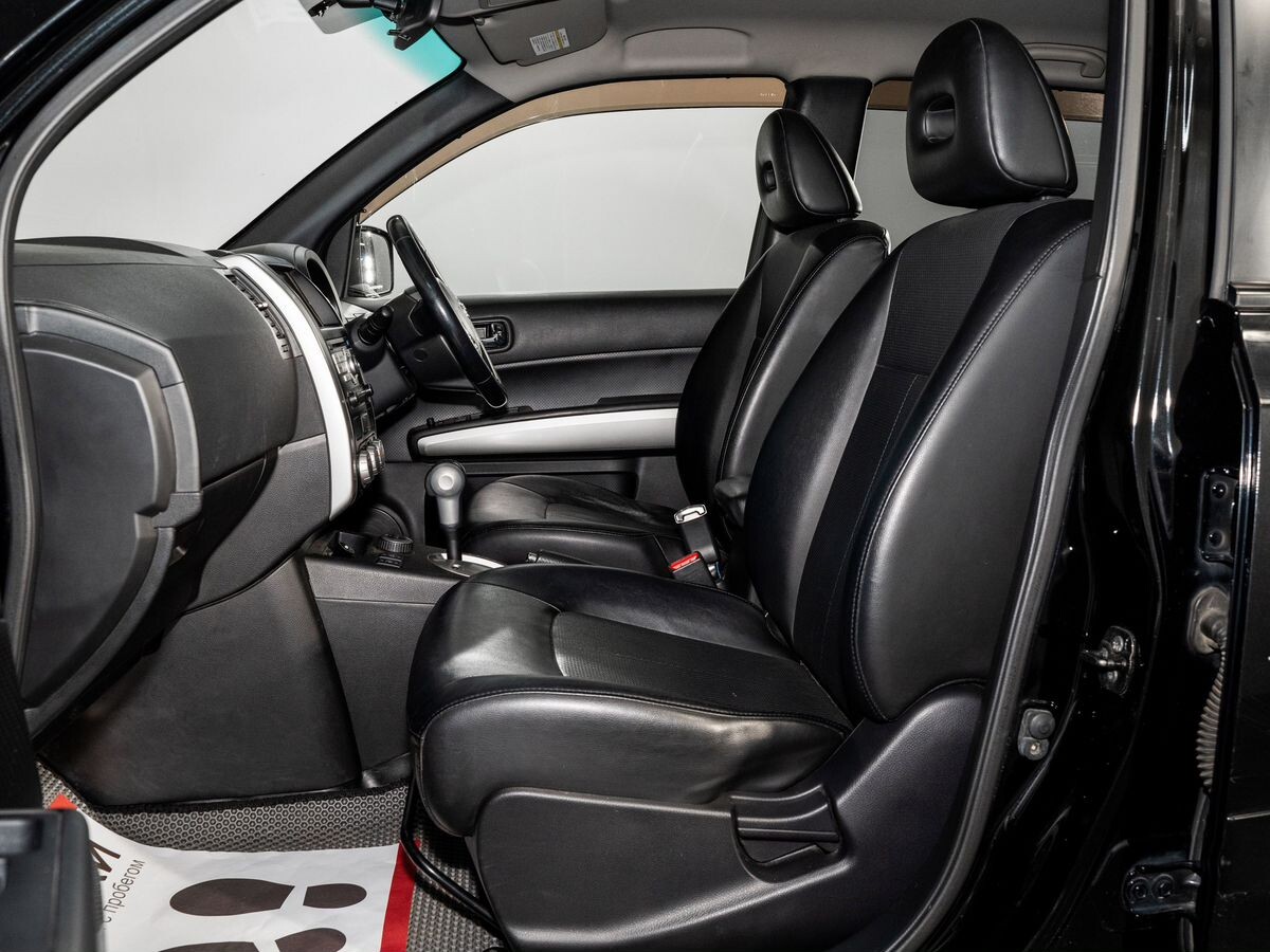 Nissan X-Trail 2011 - фото автомобиля