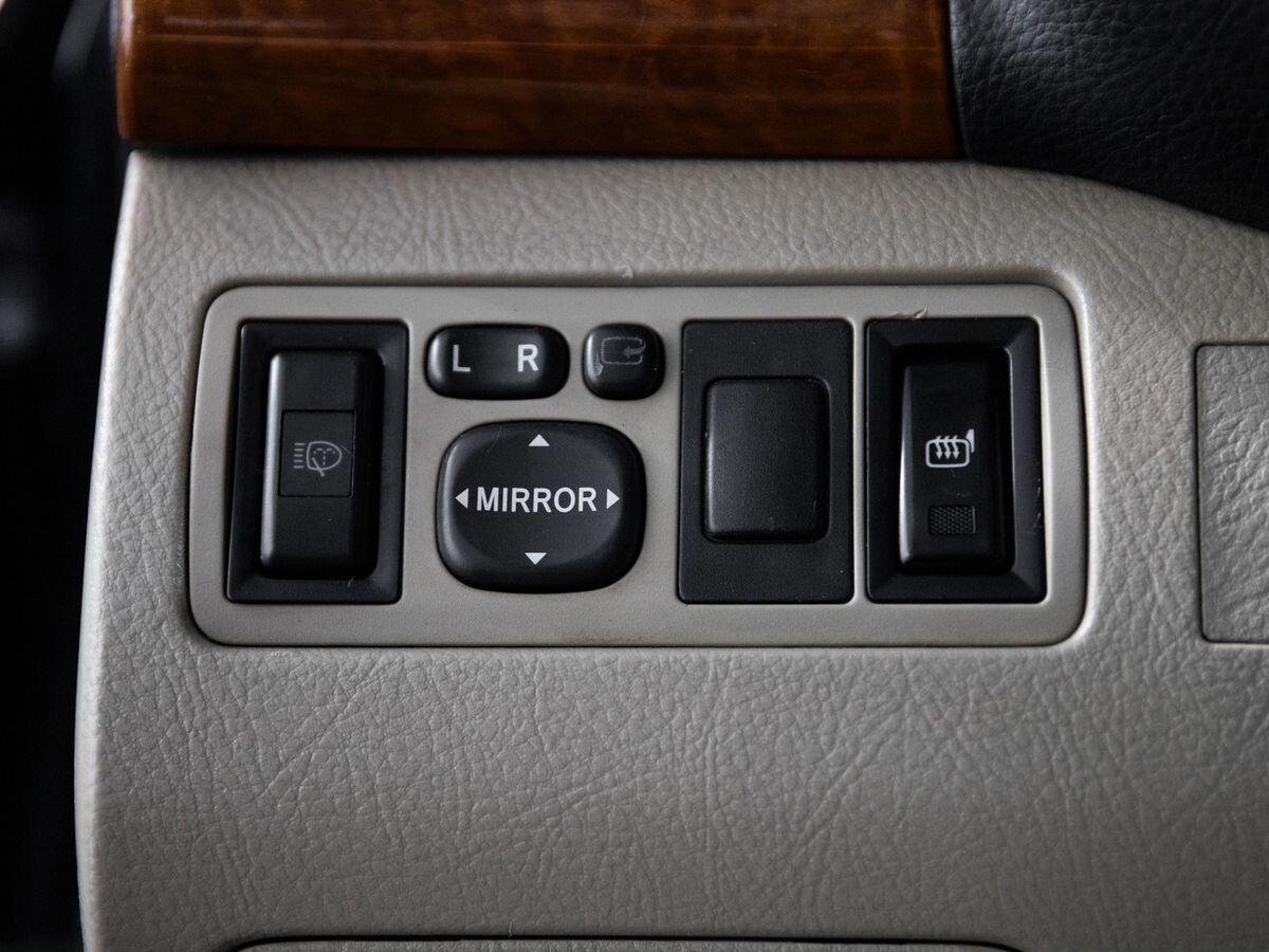 Toyota Avensis 2007 - фото автомобиля