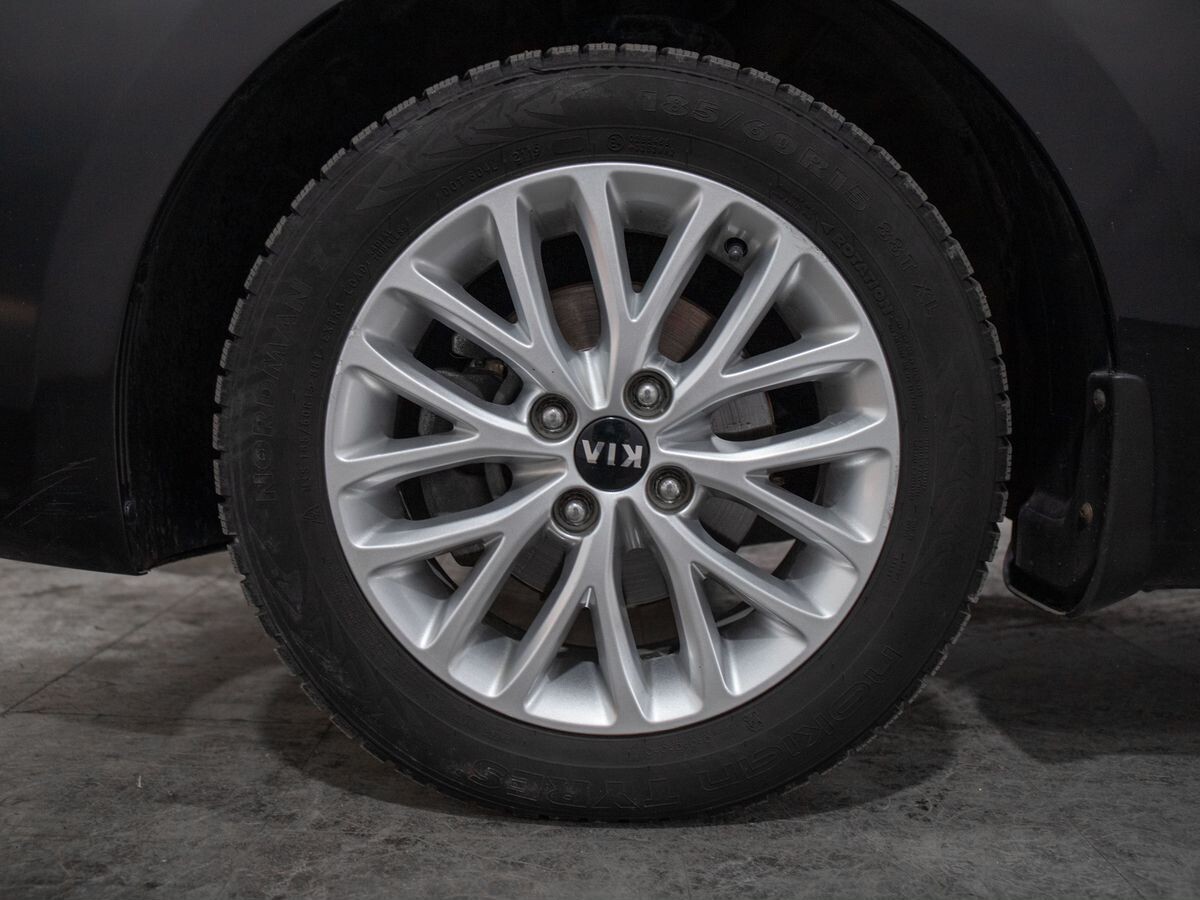 Kia Rio 2020 - фото автомобиля