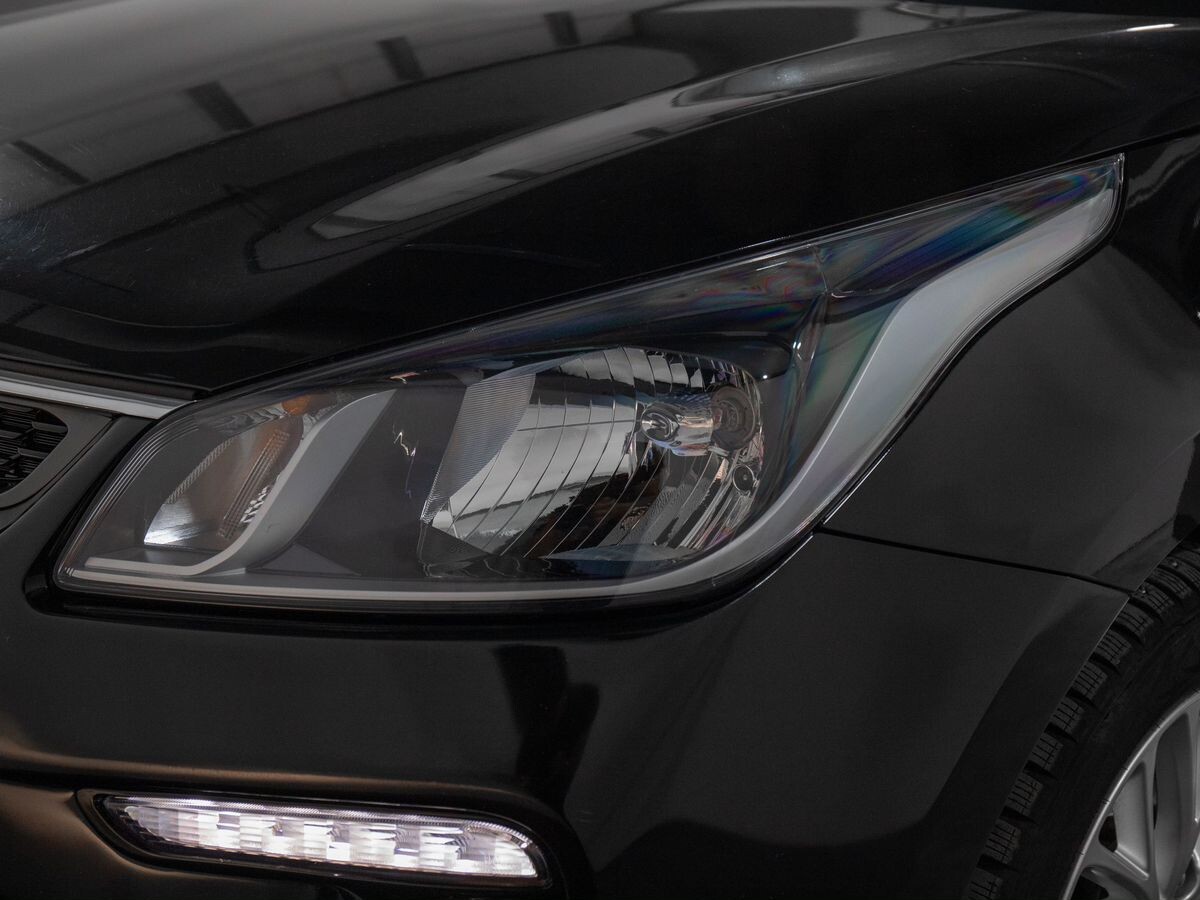 Kia Rio 2020 - фото автомобиля