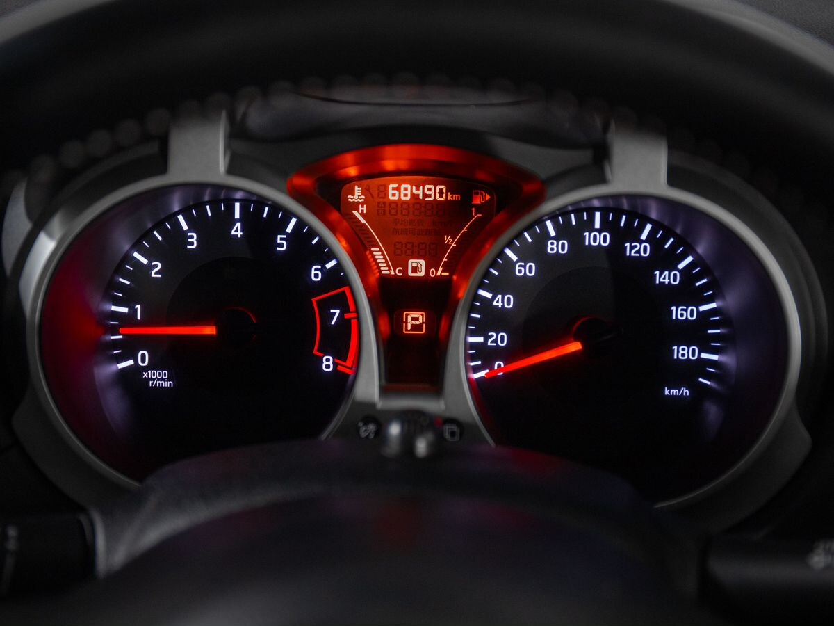 Nissan Juke 2019 - фото автомобиля