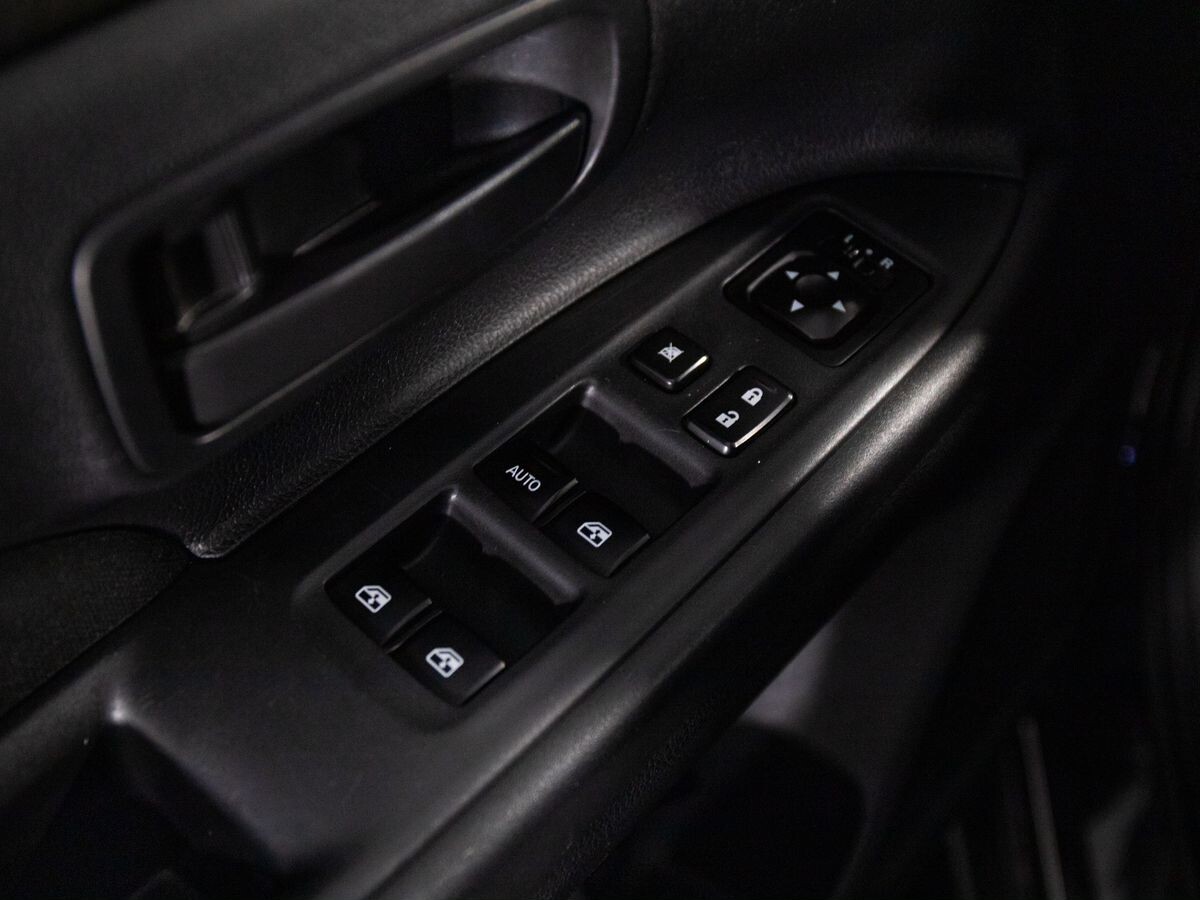 Mitsubishi Outlander 2015 - фото автомобиля