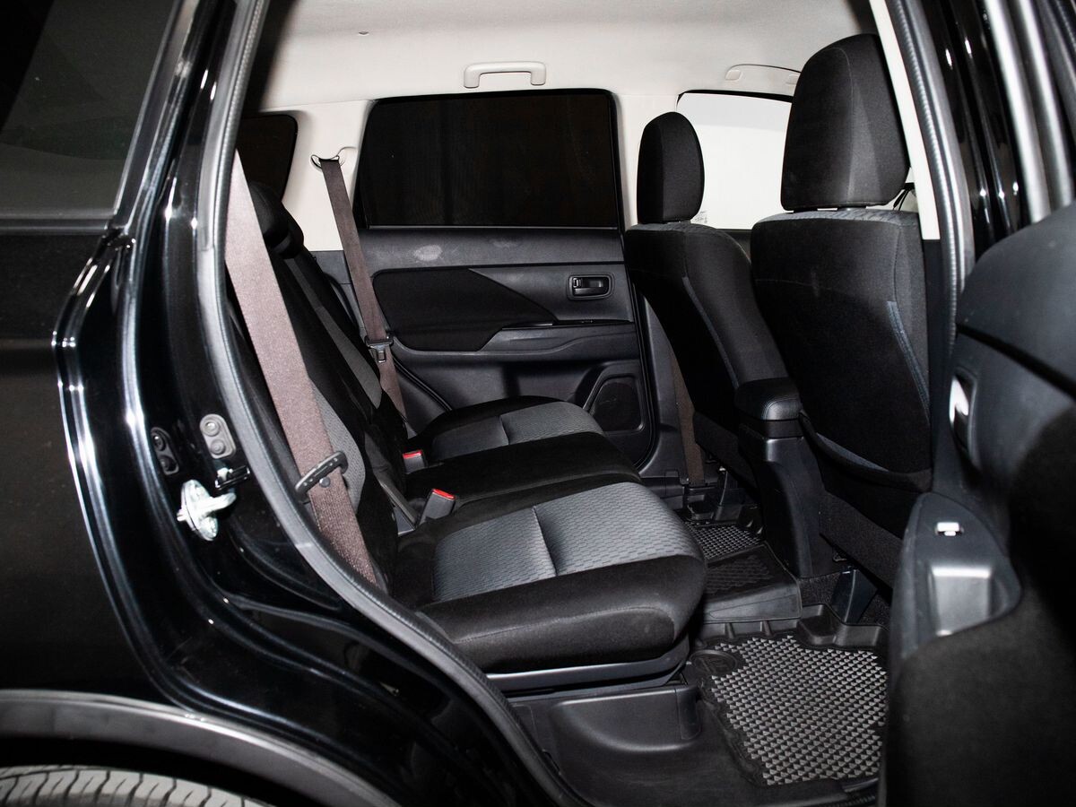 Mitsubishi Outlander 2015 - фото автомобиля