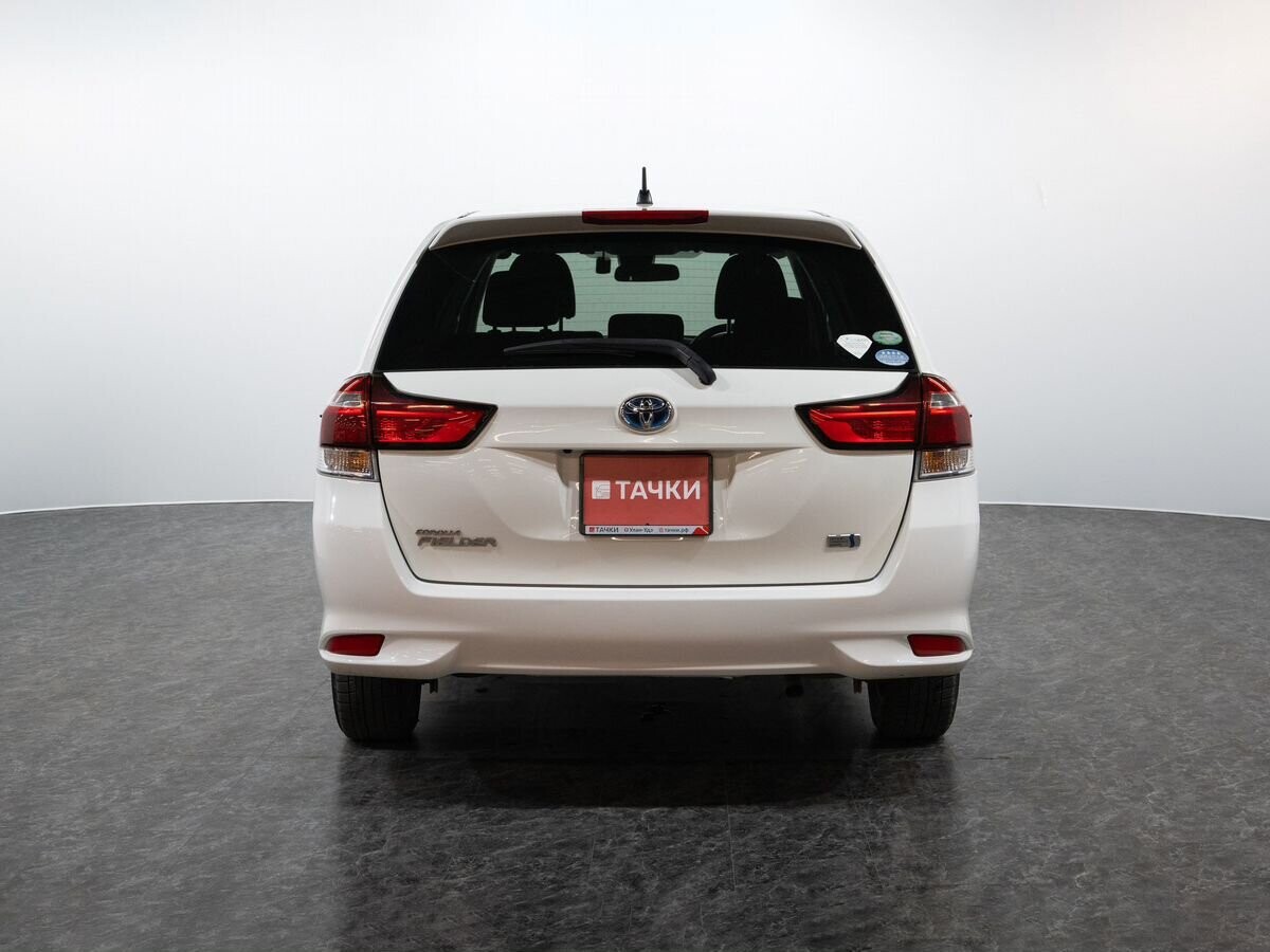 Toyota Corolla 2016 - фото автомобиля