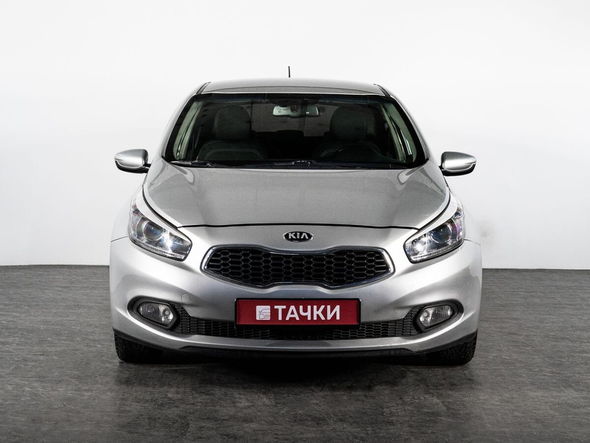 Kia Ceed 2015 - фото автомобиля