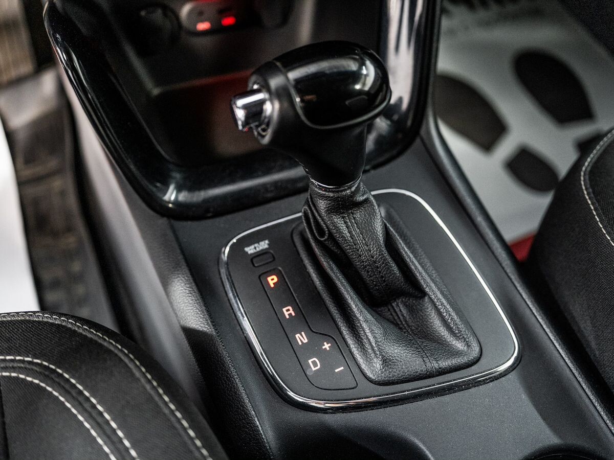 Kia Ceed 2015 - фото автомобиля