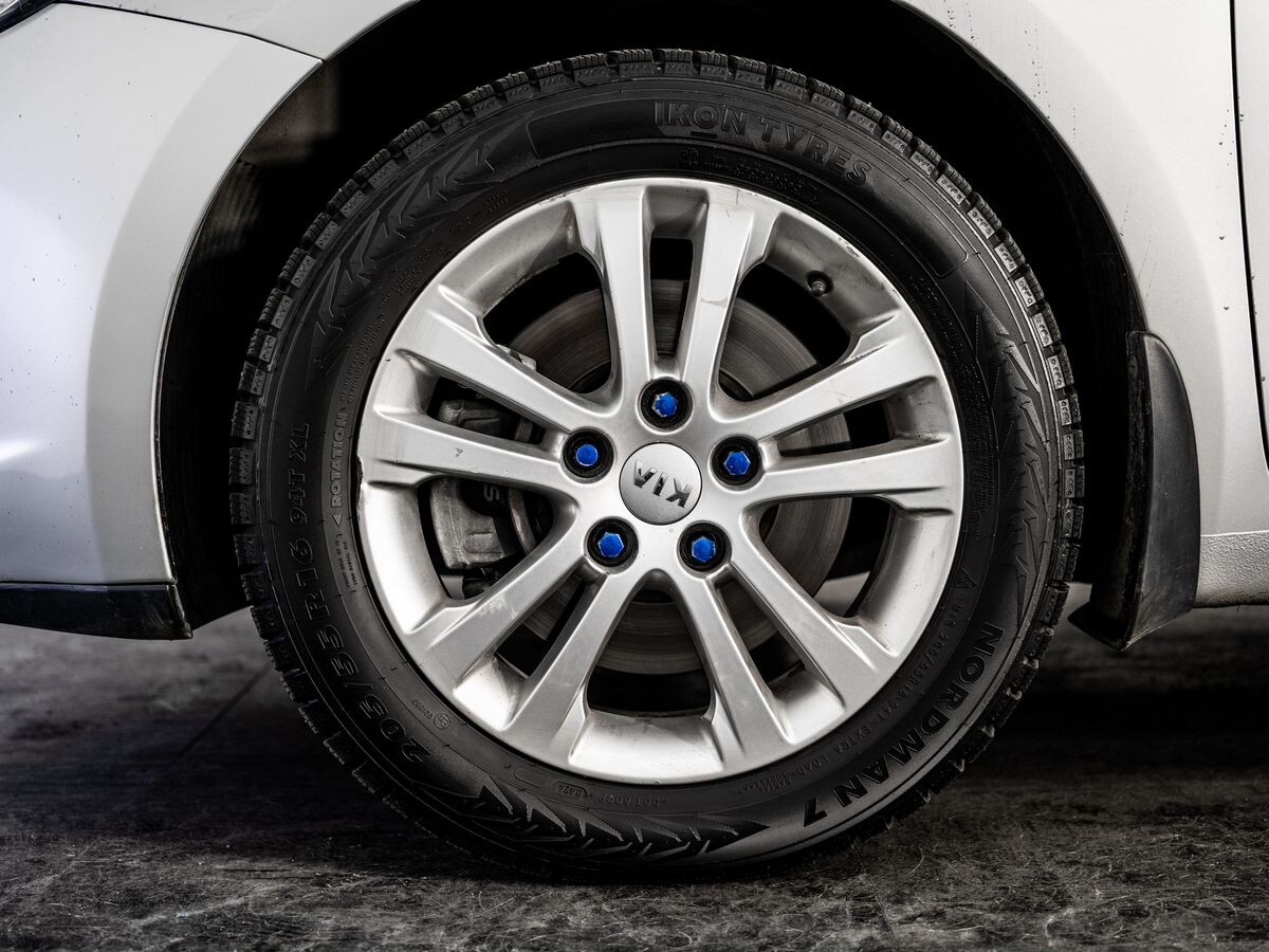 Kia Ceed 2015 - фото автомобиля