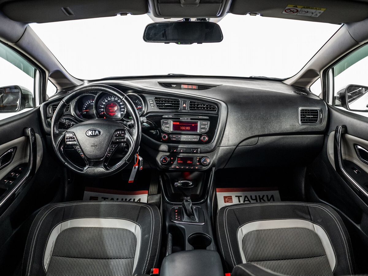 Kia Ceed 2015 - фото автомобиля