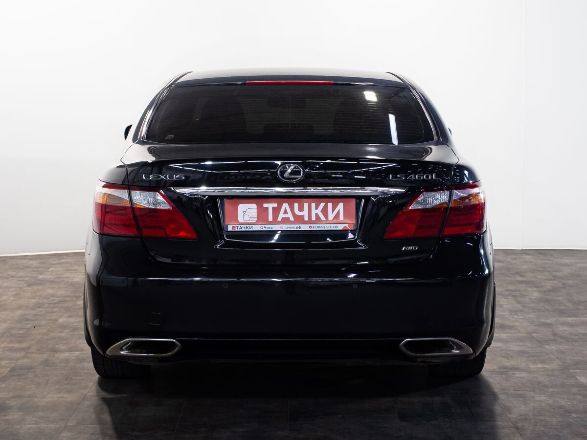 Lexus LS 2010 - фото автомобиля