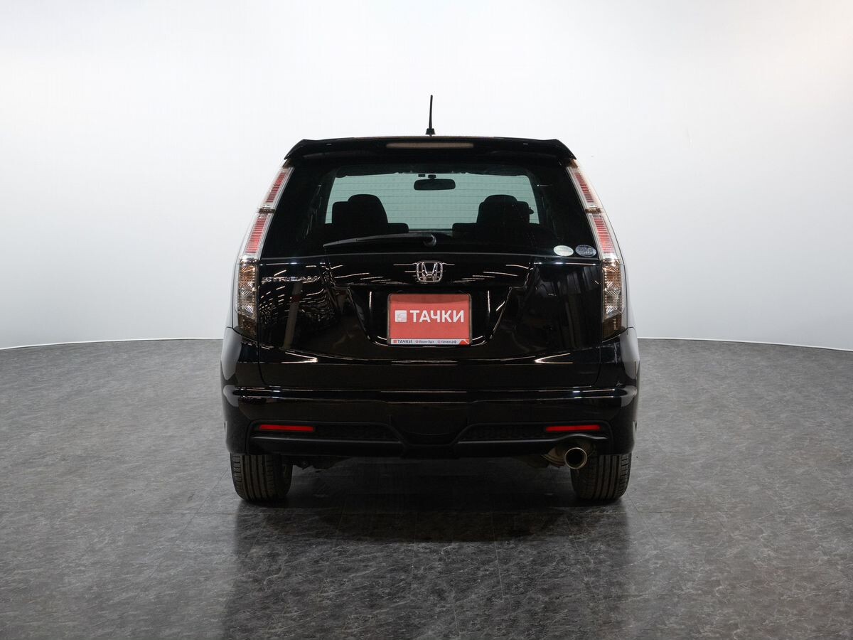 Honda Stream 2011 - фото автомобиля