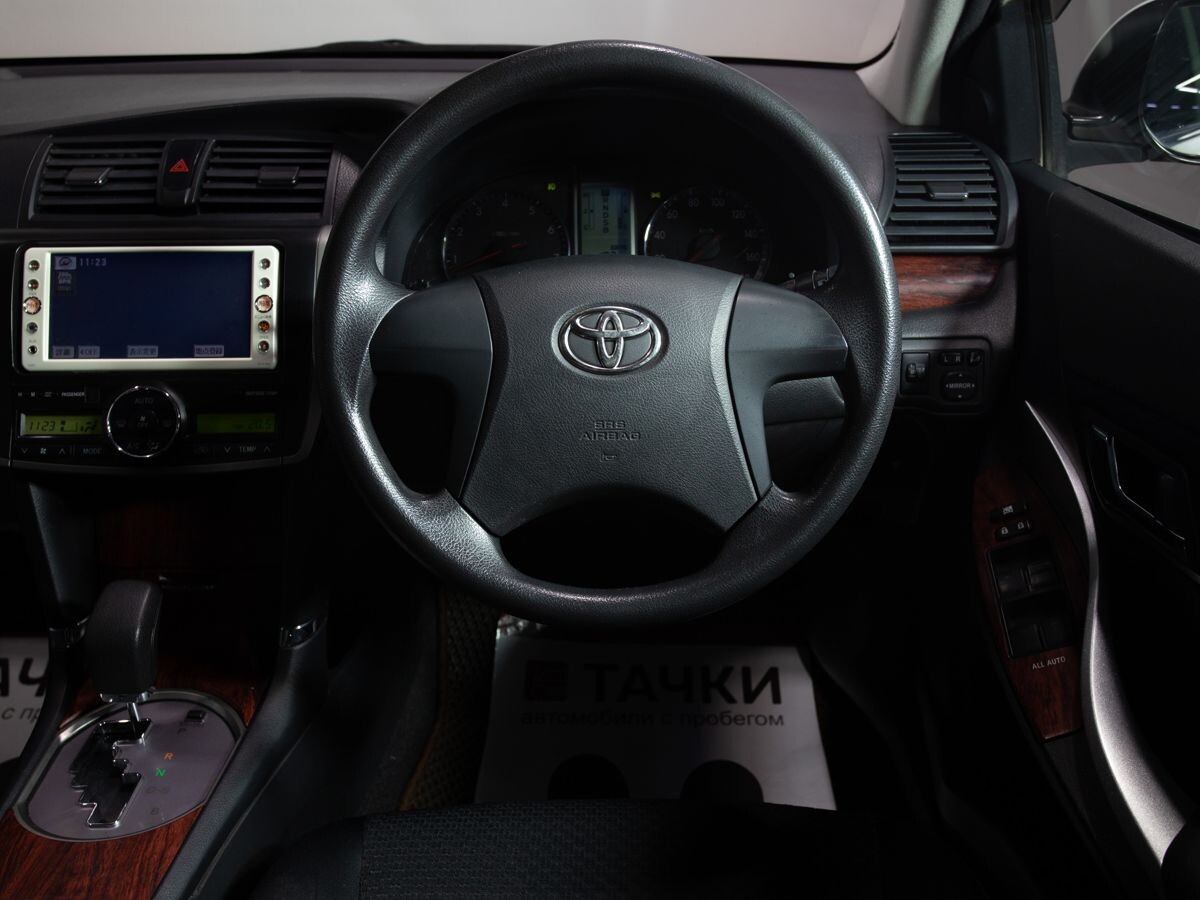Toyota Premio 2010 - фото автомобиля