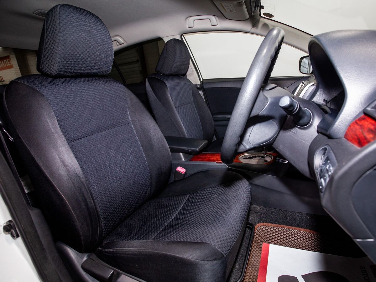 Toyota Premio 2010 - фото автомобиля