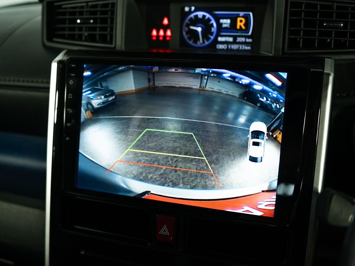 Toyota Tank 2019 - фото автомобиля