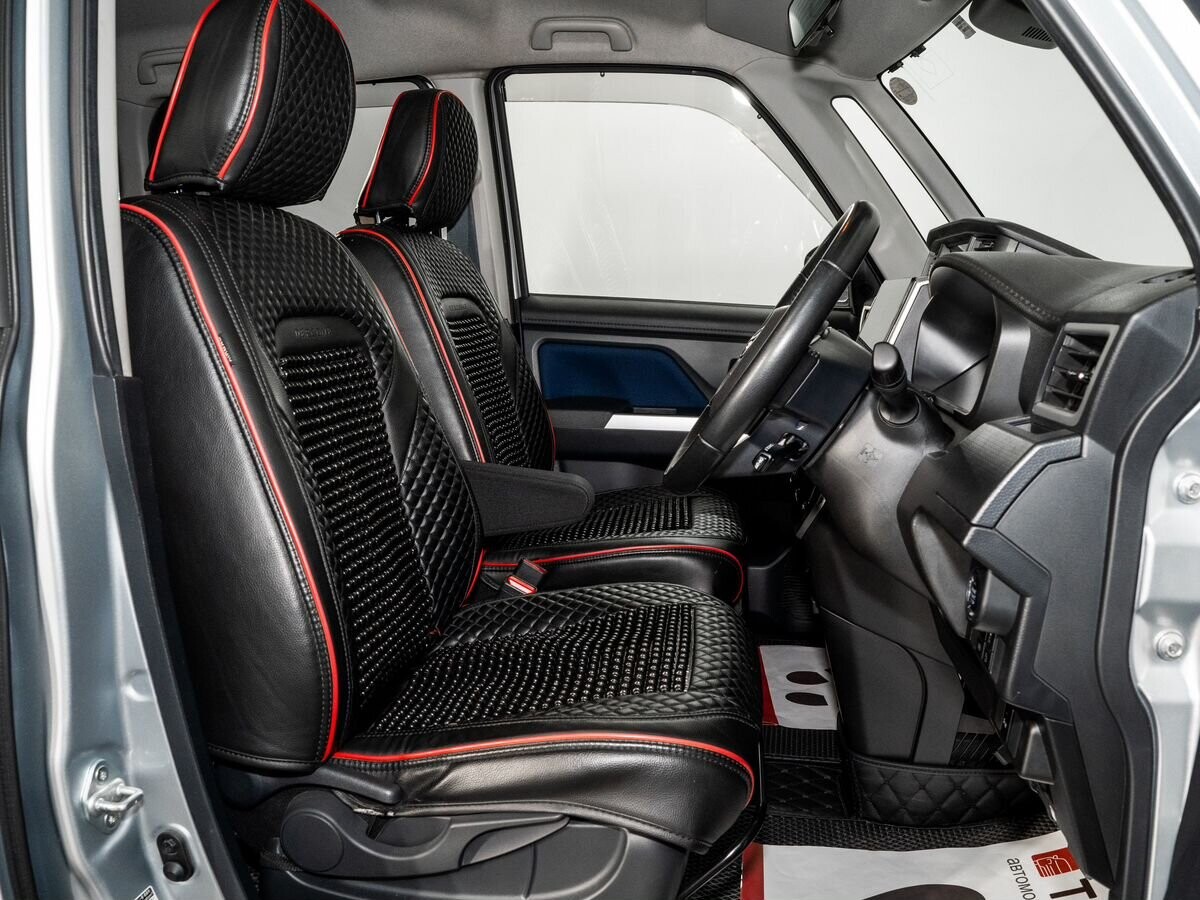 Toyota Tank 2019 - фото автомобиля