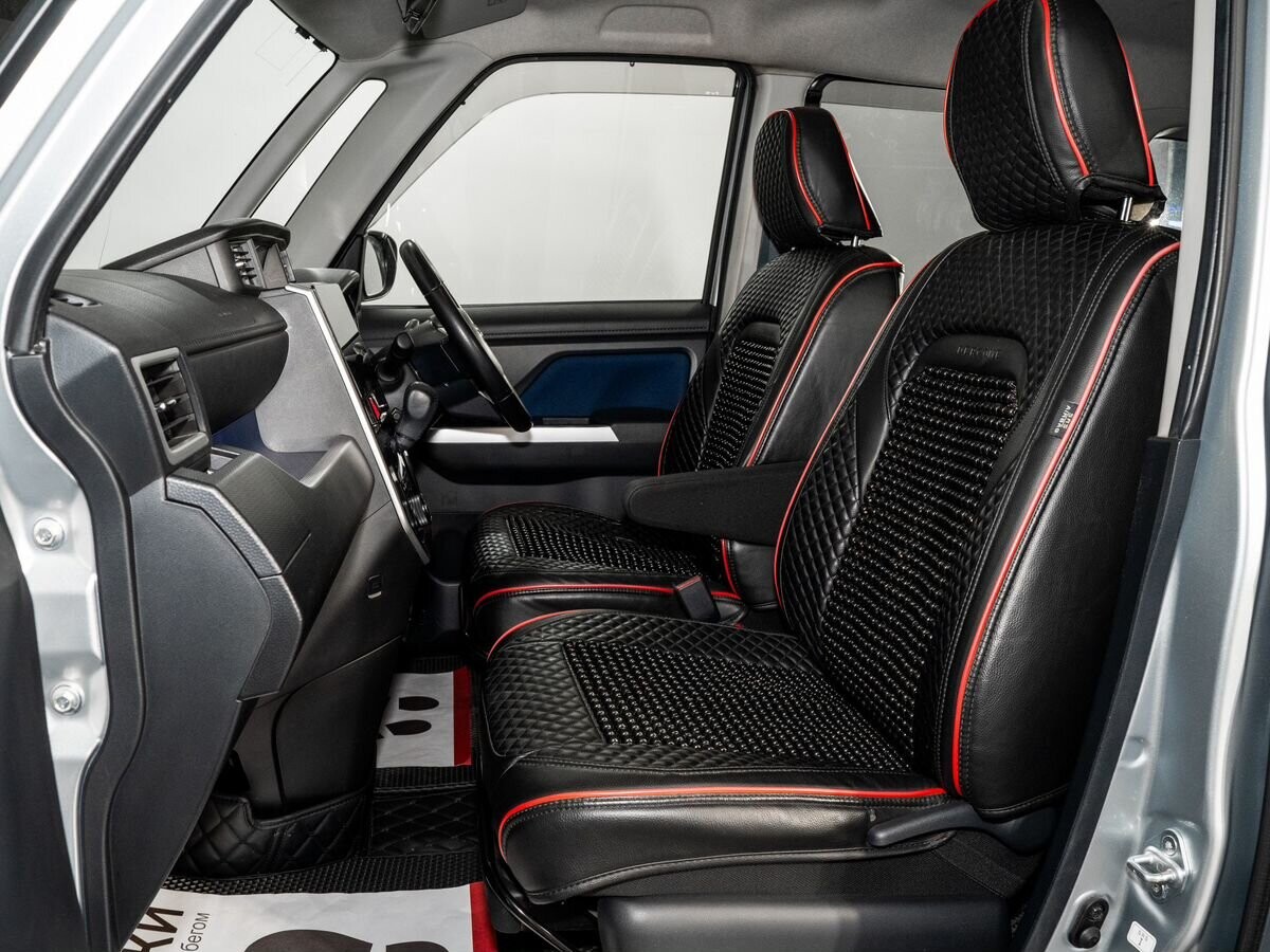 Toyota Tank 2019 - фото автомобиля