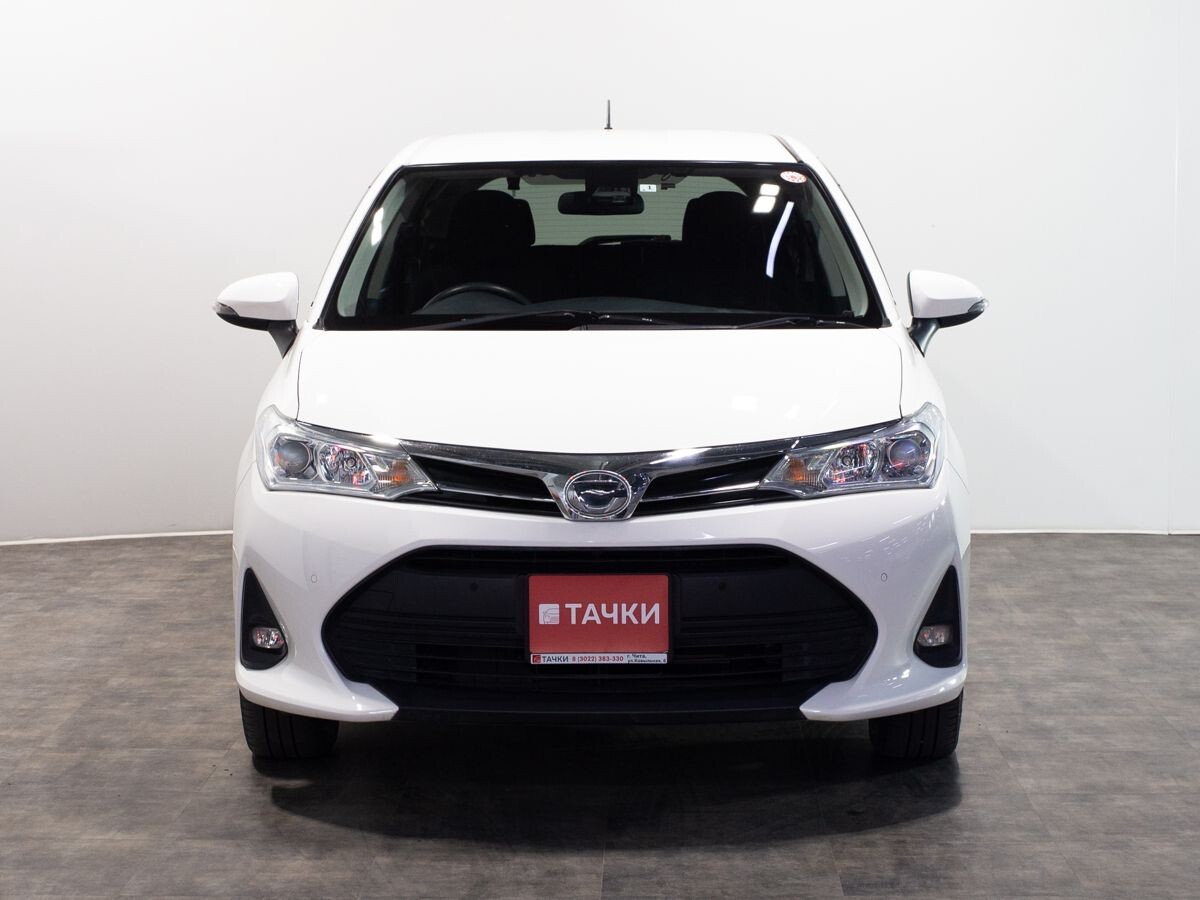 Toyota Corolla 2018 - фото автомобиля