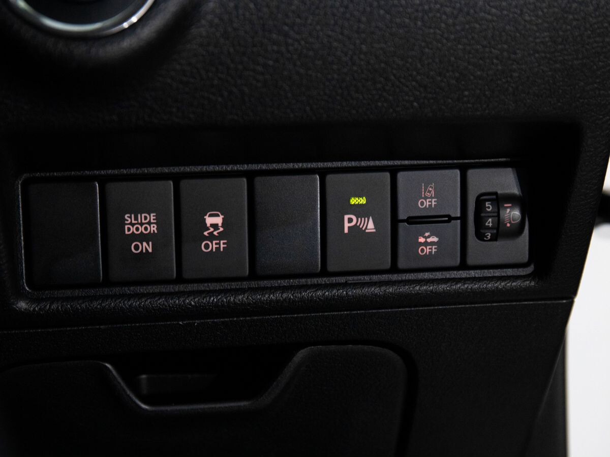 Suzuki Solio 2020 - фото автомобиля